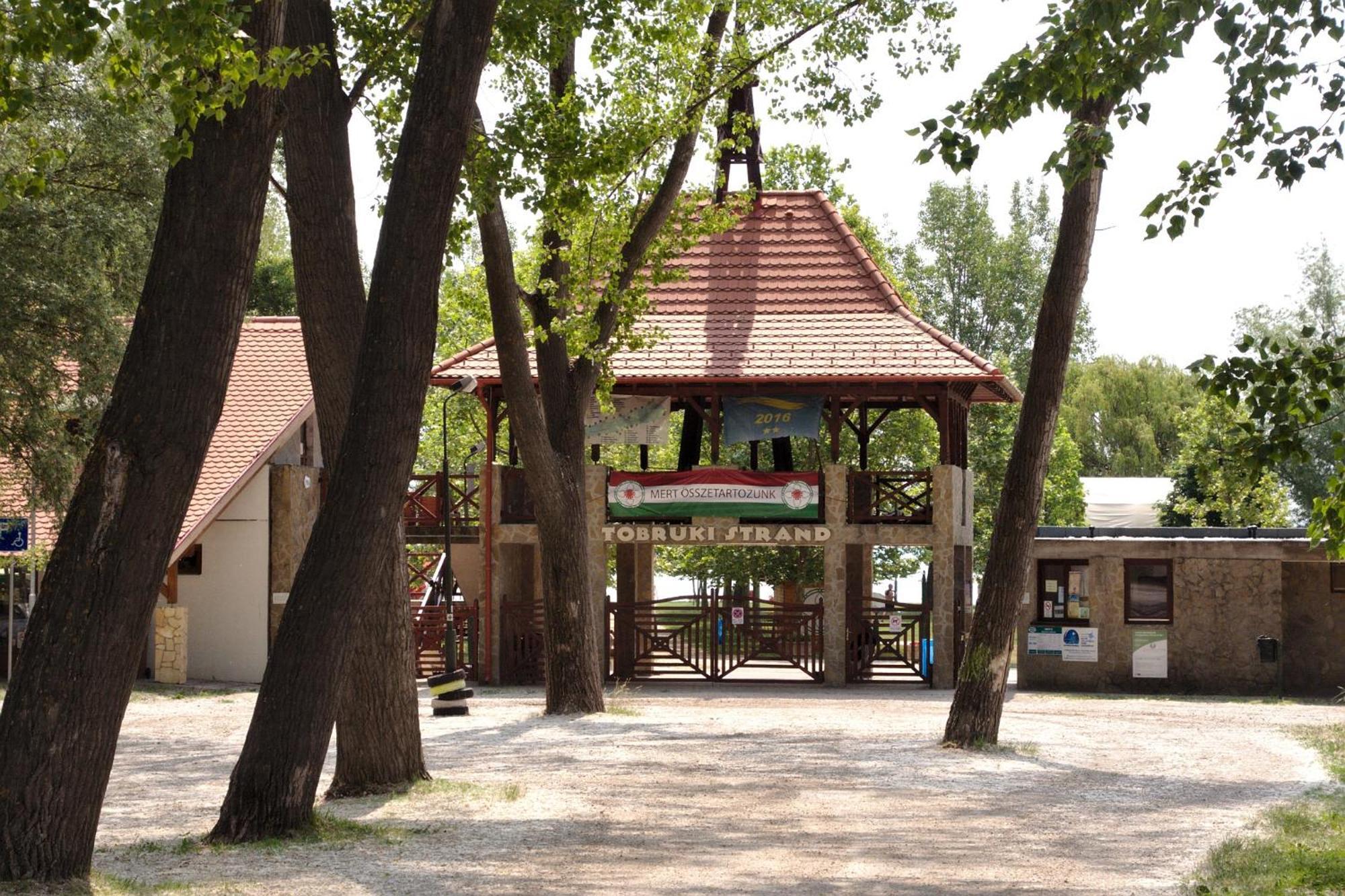 Csodakertes Kishaz Balatonfuzfon别墅 外观 照片